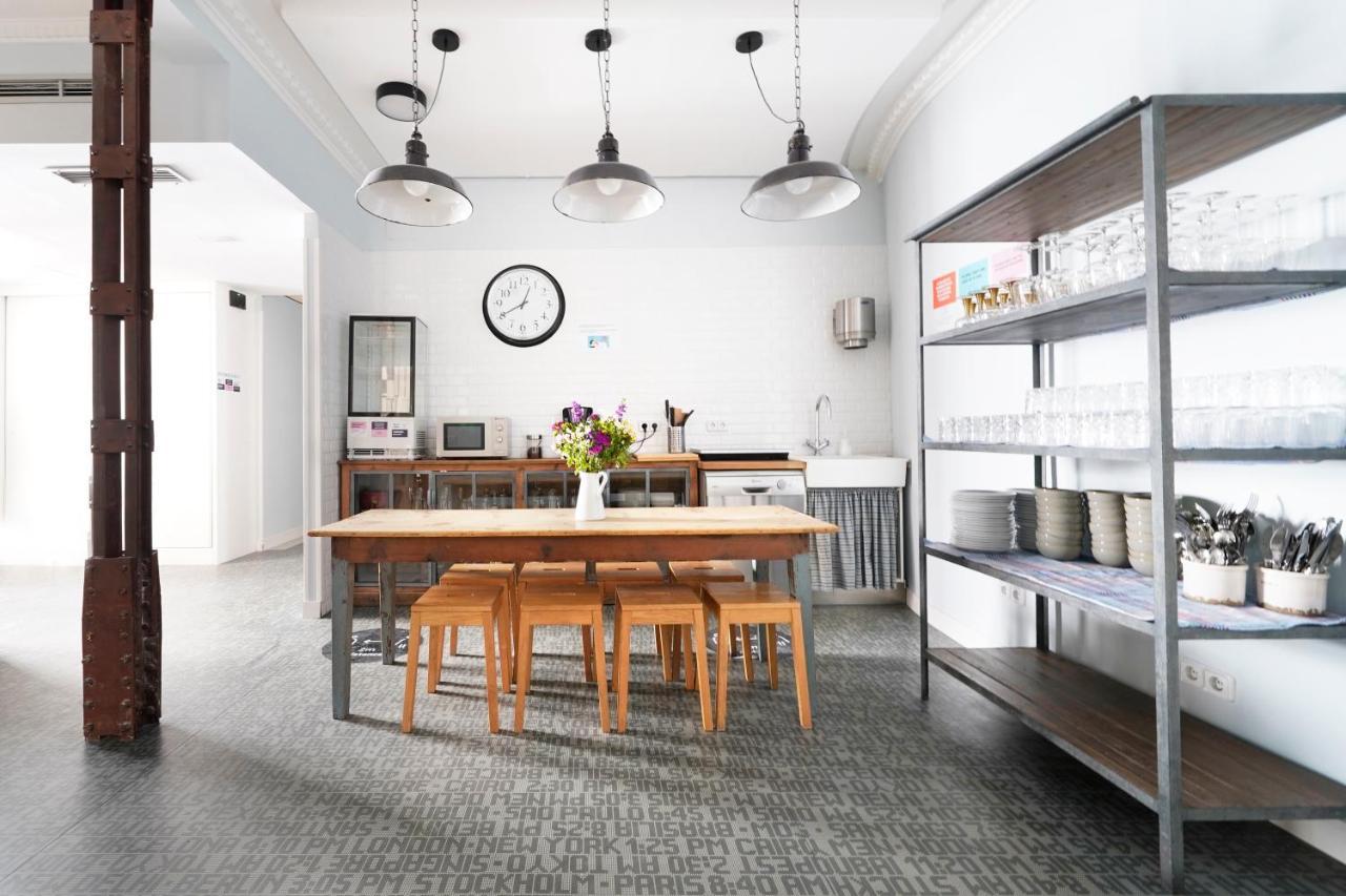 Numa Madrid Script Aparthotel ภายนอก รูปภาพ