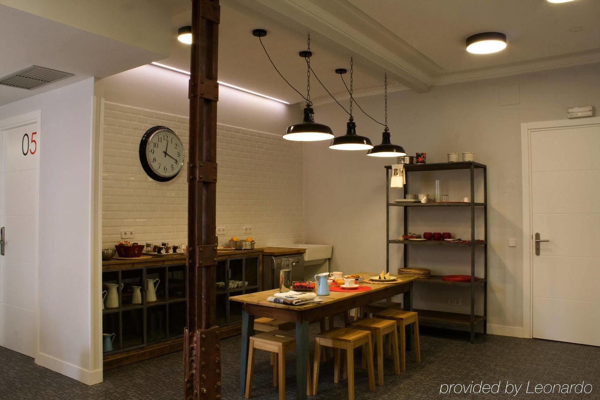 Numa Madrid Script Aparthotel ภายนอก รูปภาพ